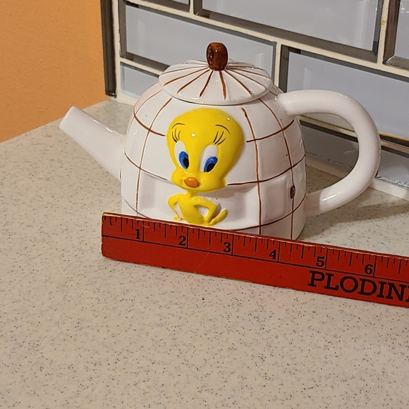 Tweetybird Vintage TeaPot - Picture 9 of 10